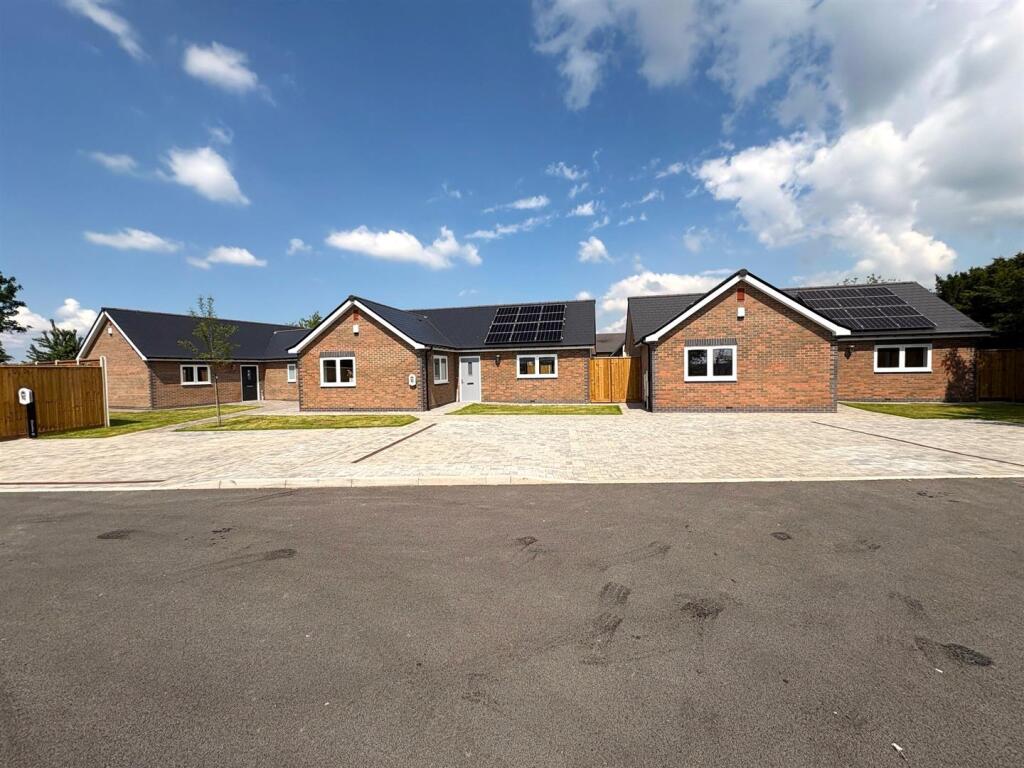 Main image of property: Llanhaven Close, Roden