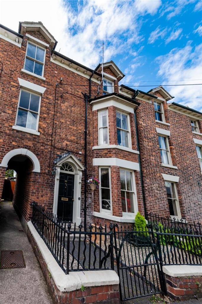 6 bedroom town house for sale in New Street, Wem, Shropshire, SY4