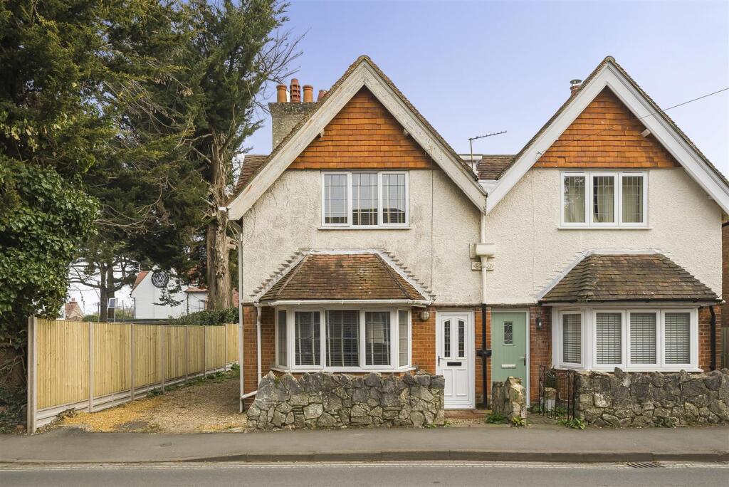 Main image of property: Newtown Road, Warsash