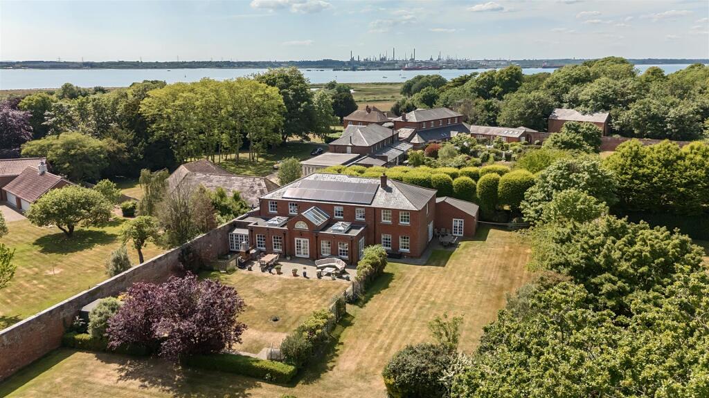 Main image of property: Hook Park Road, Warsash