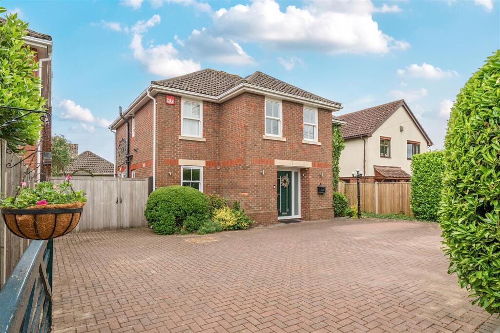 Main image of property: Warsash Road, Warsash