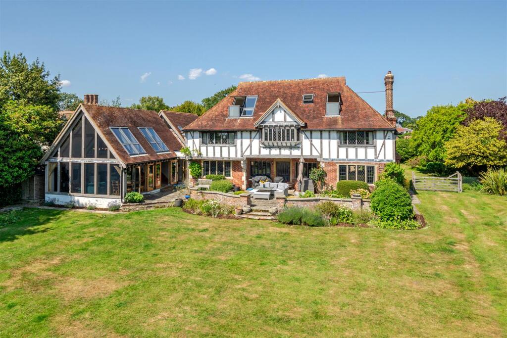 Main image of property: Cowes Lane, Hook Park, Warsash
