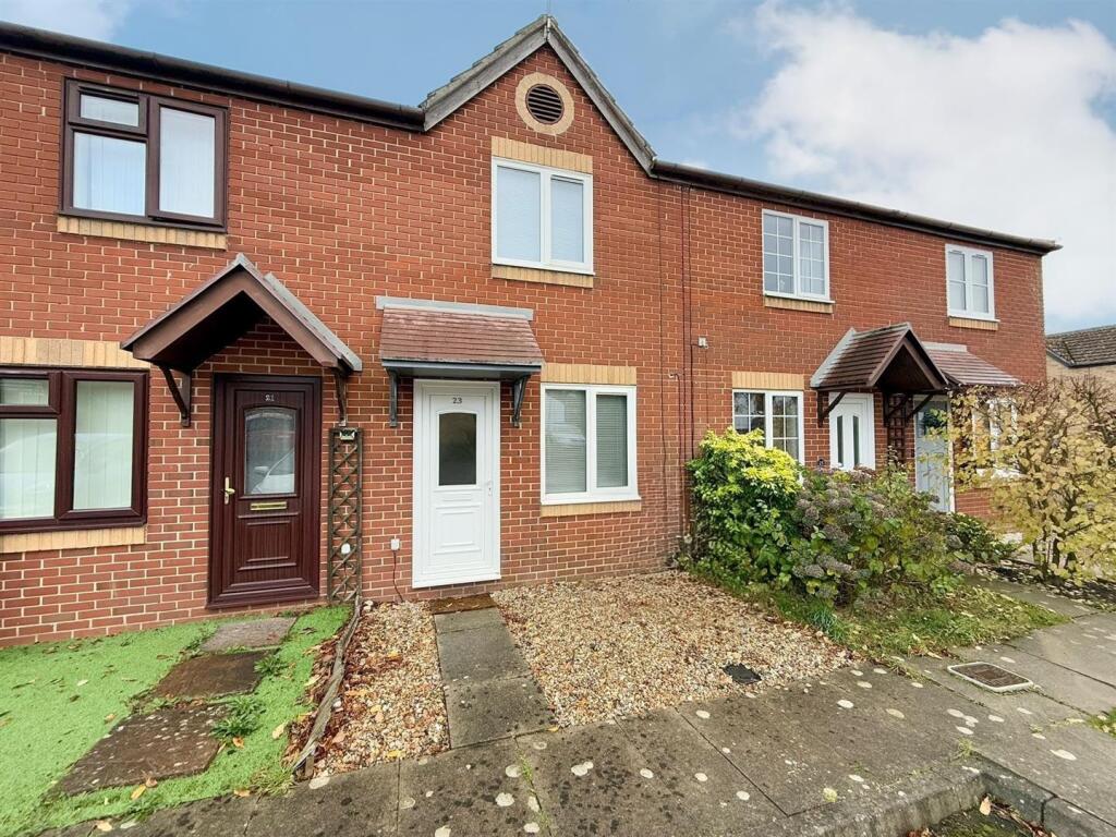 Main image of property: Haileybury Gardens, Hedge End, Southampton