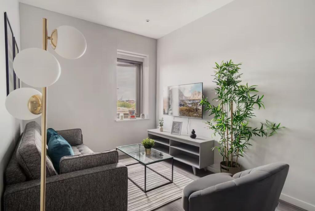 Main image of property: Crosby Road North, L22