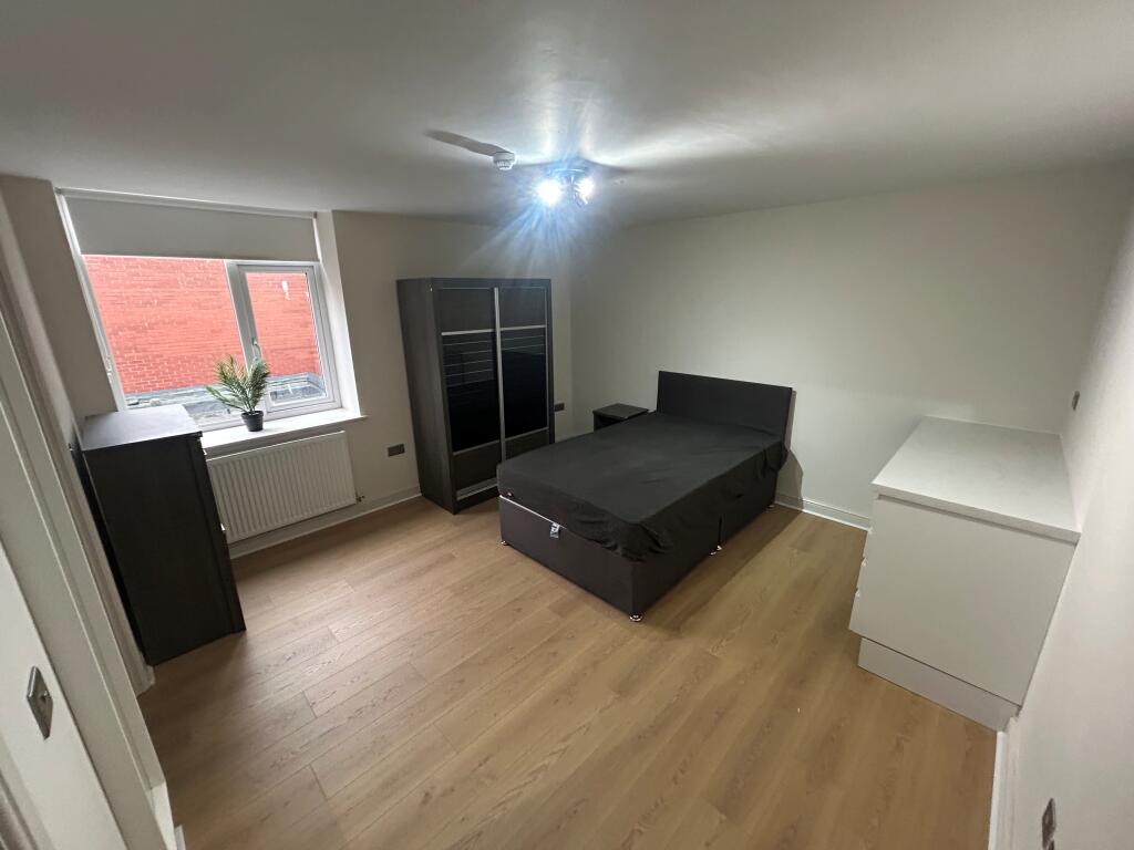 Main image of property: Tarleton Street, L1