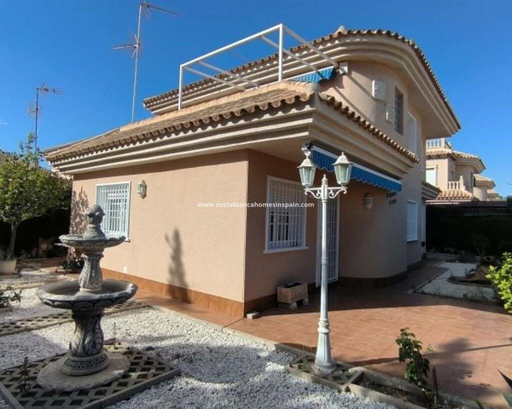 3 bedroom semidetached house for sale in Los Altos, Spain