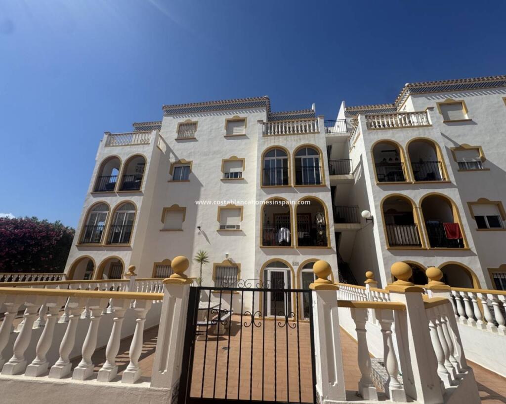 Main image of property: La Zenia