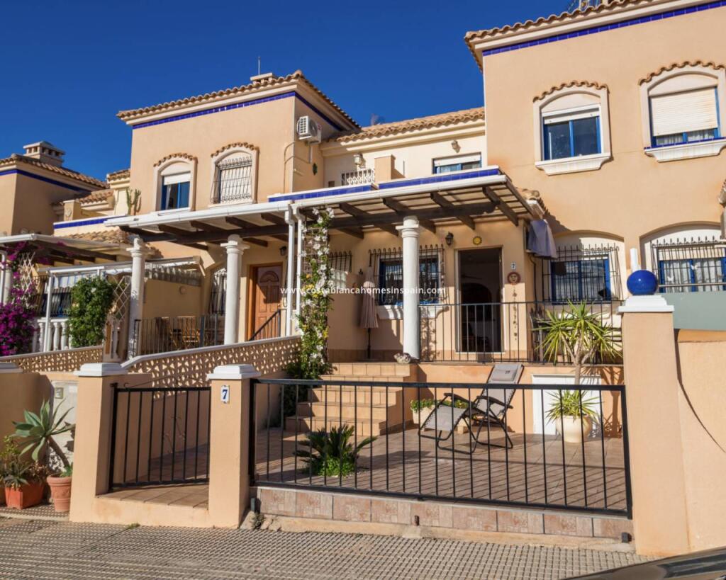 Main image of property: La Zenia