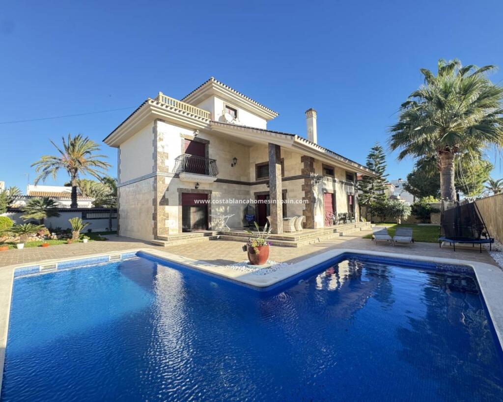 Main image of property: Cabo Roig