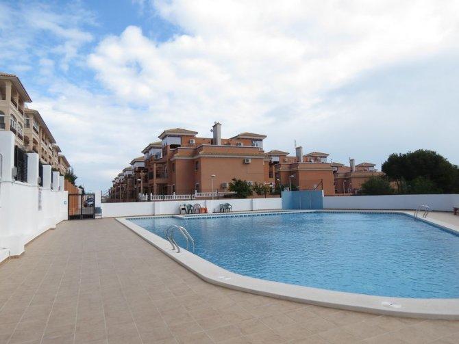 2 bedroom apartment for sale in Playa Flamenca, Spain