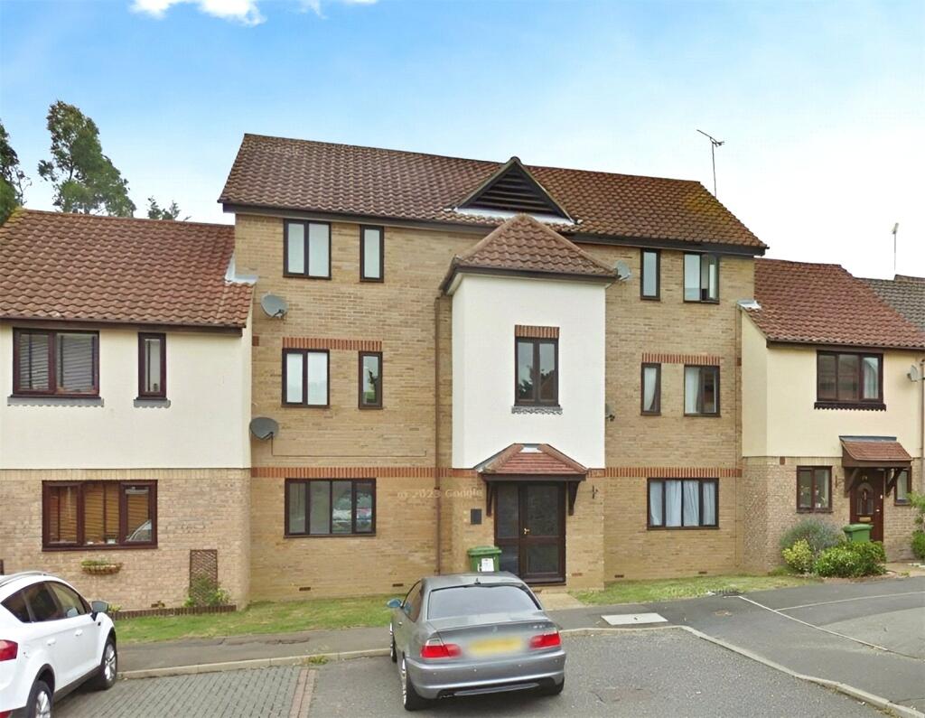 Main image of property: Robinia Close, Laindon, Basildon, Essex, SS15