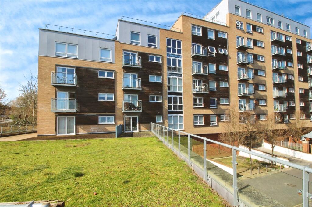 Main image of property: Cherrydown East,, Basildon, SS16