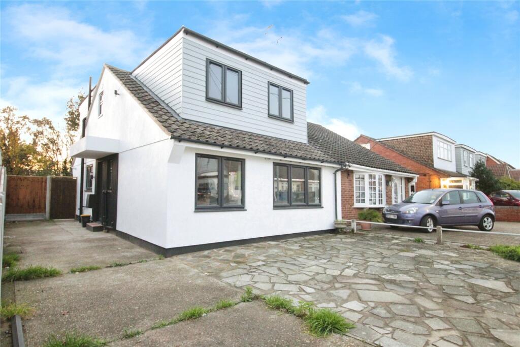 Main image of property: Parklands, Rochford, SS4