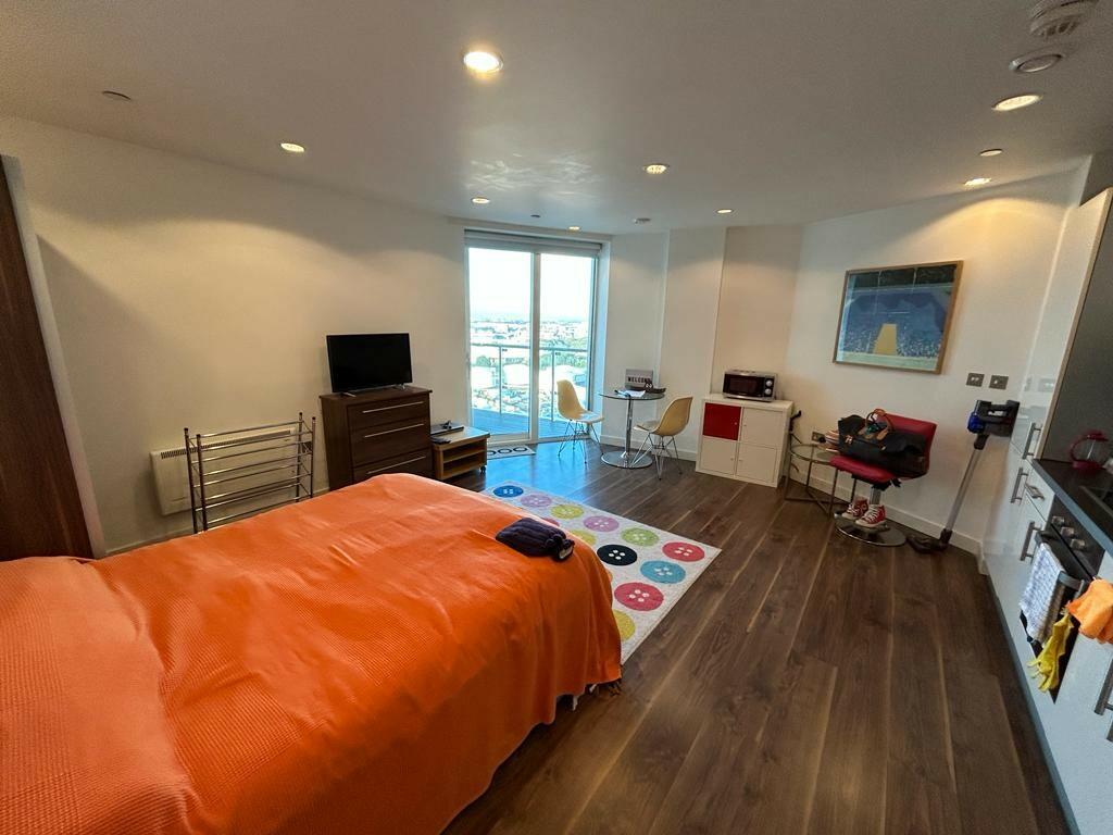 Main image of property: Blue, Manchester, Greater Manchester, M50