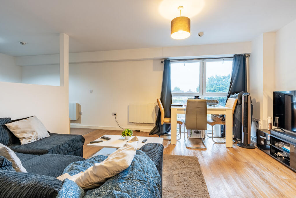 Additional property image - Beacon Tower, Fishponds Road