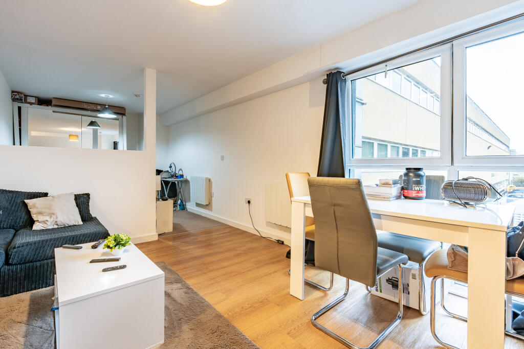 Additional property image - Beacon Tower, Fishponds Road