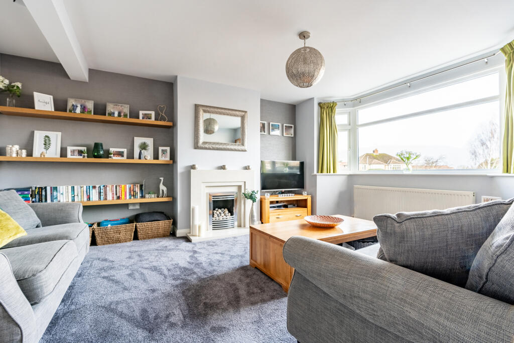 Additional property image - Leap Valley Crescent, Bristol, Gloucestershire