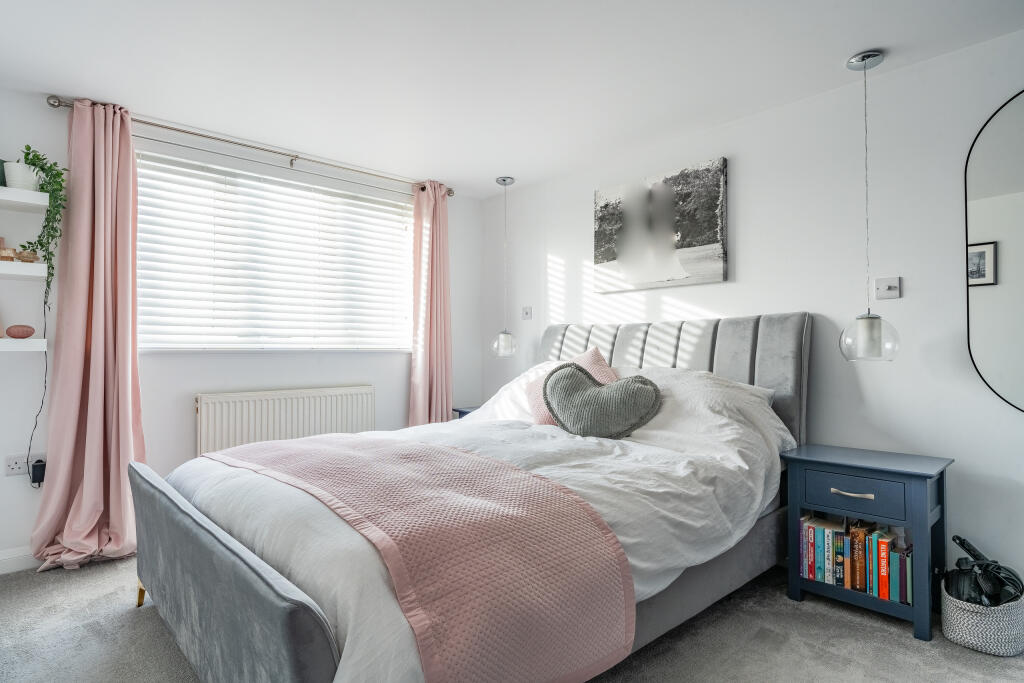 Additional property image - Leap Valley Crescent, Bristol, Gloucestershire