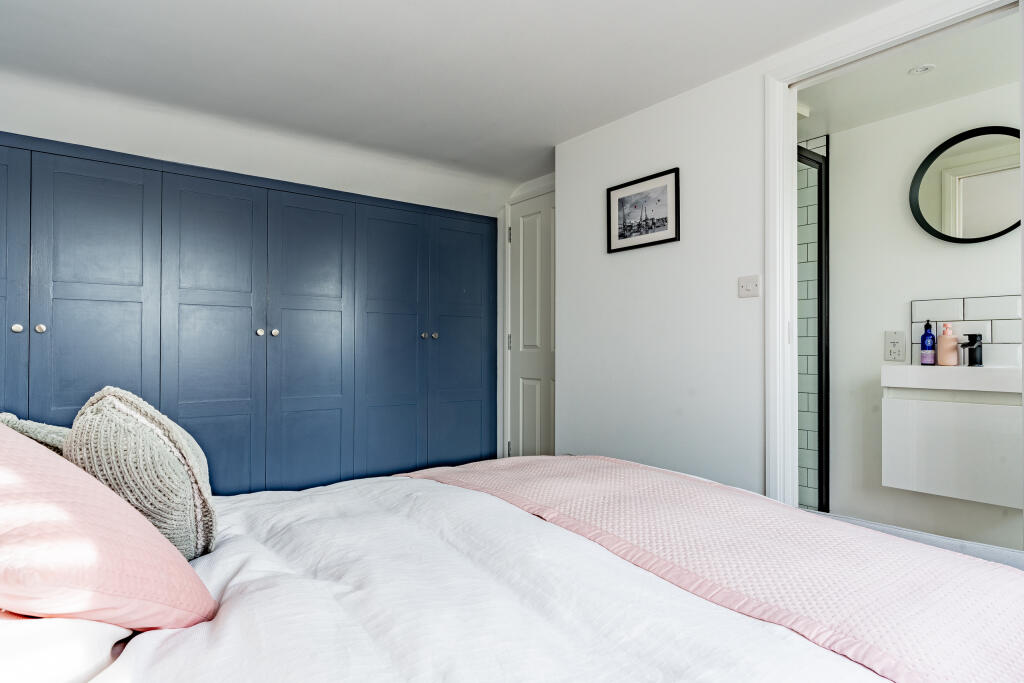 Additional property image - Leap Valley Crescent, Bristol, Gloucestershire
