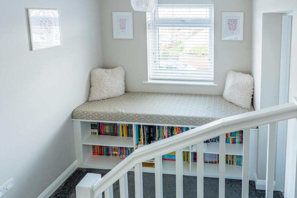 Additional property image - Leap Valley Crescent, Bristol, Gloucestershire