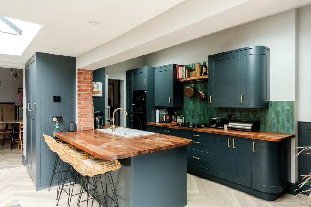 Additional property image - Albert Road, Staple Hill, Bristol