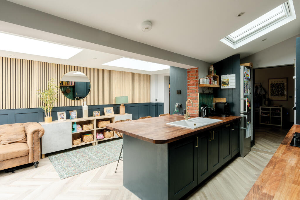 Additional property image - Albert Road, Staple Hill, Bristol