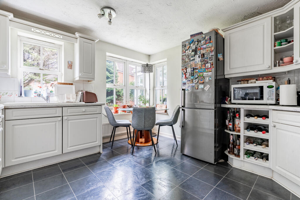 Additional property image - Bissex Mead, Emersons Green