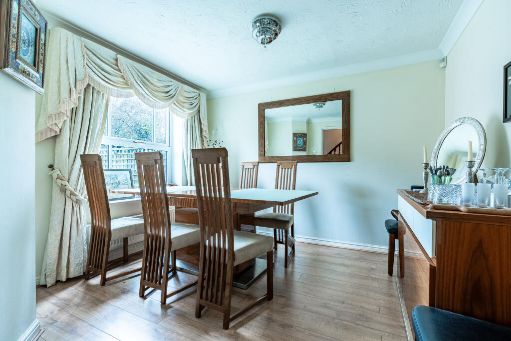 Additional property image - Bissex Mead, Emersons Green