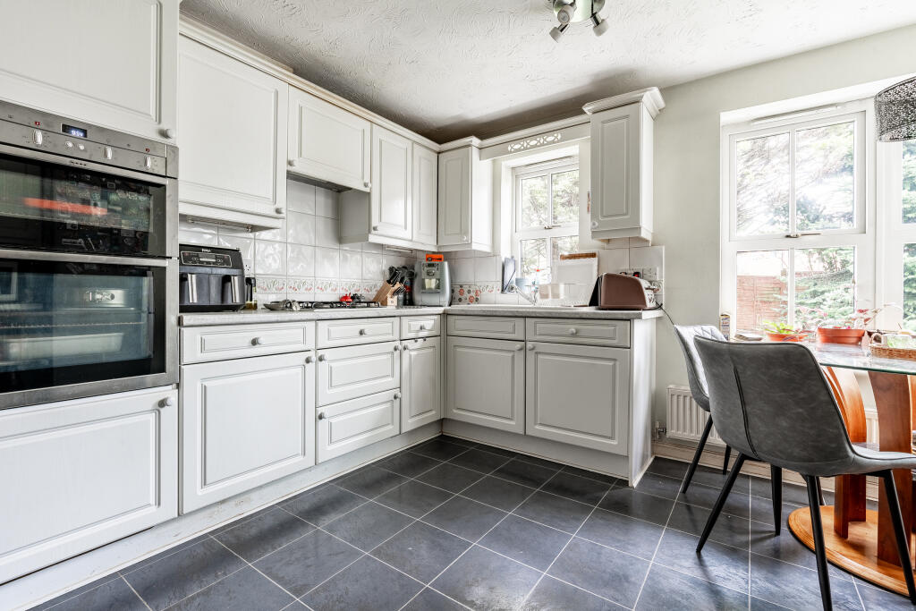 Additional property image - Bissex Mead, Emersons Green