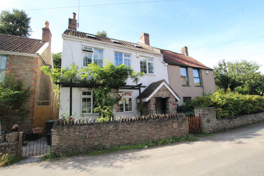 4 bedroom semi-detached house for rent in Avoca- Frenchay, BS16