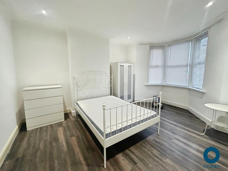 Main image of property: Soundwell Road- Soundwell