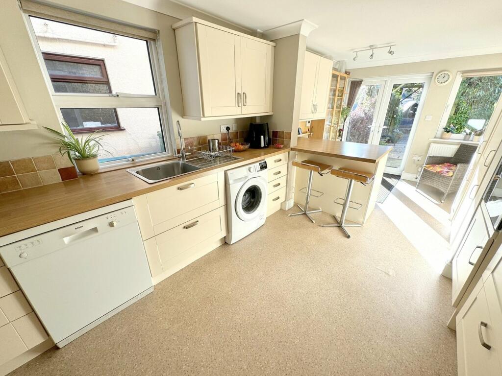 Additional property image - Shaftesbury Road, Heckford Park, Poole, BH15