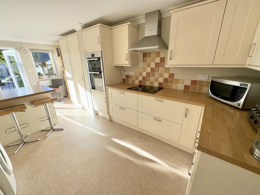 Additional property image - Shaftesbury Road, Heckford Park, Poole, BH15