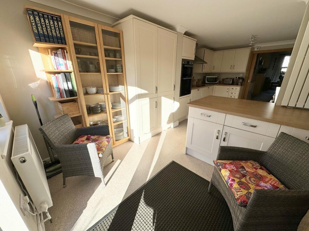 Additional property image - Shaftesbury Road, Heckford Park, Poole, BH15