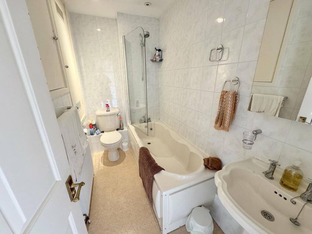 Additional property image - Labrador Drive, Baiter Park, Poole, BH15