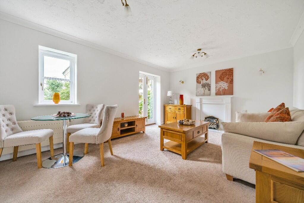 2 bedroom retirement property for sale in Blake Court, Highlands
