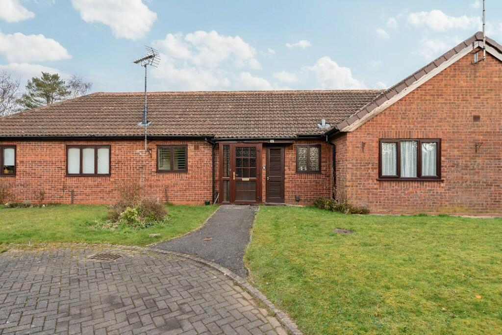 1 bedroom retirement property for sale in Plymouth Court, Redditch, B97