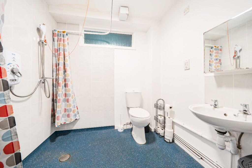 Additional property image - St Georges Court, Sutton Coldfield, B74
