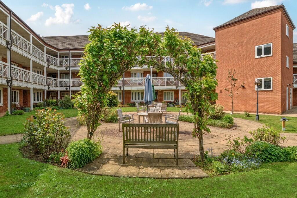Main image of property: Pinner Court, Harborne, B17