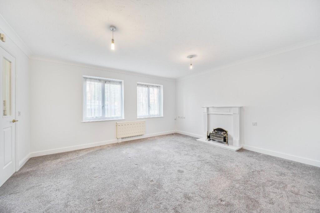 Main image of property: Pinner Court, Harborne, B17