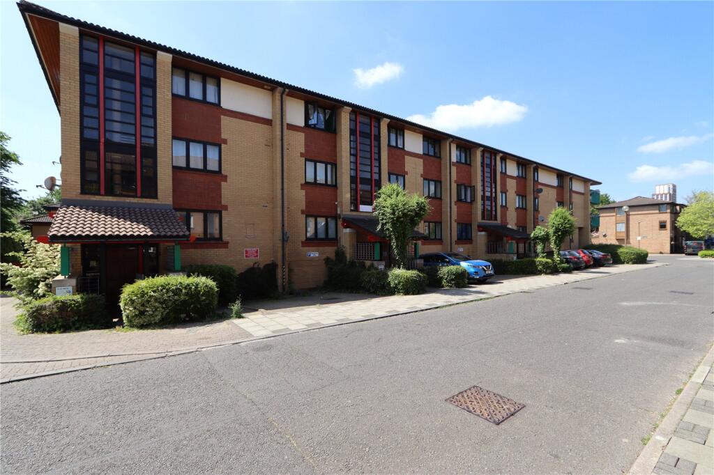 Main image of property: Shackleton Place, Oldbrook, Milton Keynes, MK6