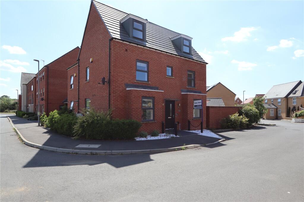 Main image of property: Courtenay Croft, Eagle Farm South, MK17
