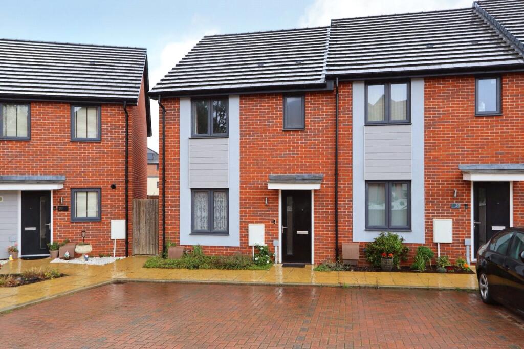 Main image of property: Spinnaker Croft, Wavendon Gate, MK7