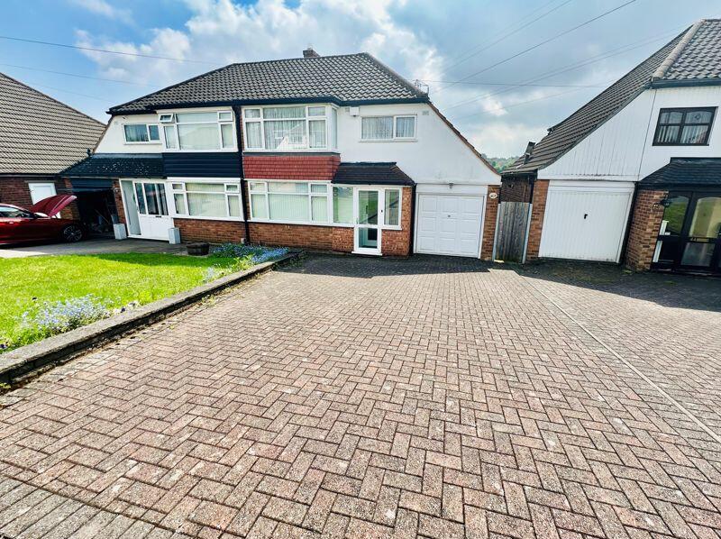 3 bedroom semidetached house for sale in Tynedale Crescent, Ettingshall Park, Wolverhampton, WV4