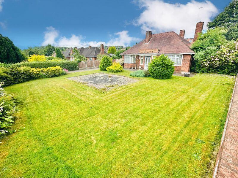 2 bedroom detached bungalow for sale in Hopyard Lane, Gornal Wood, DY3