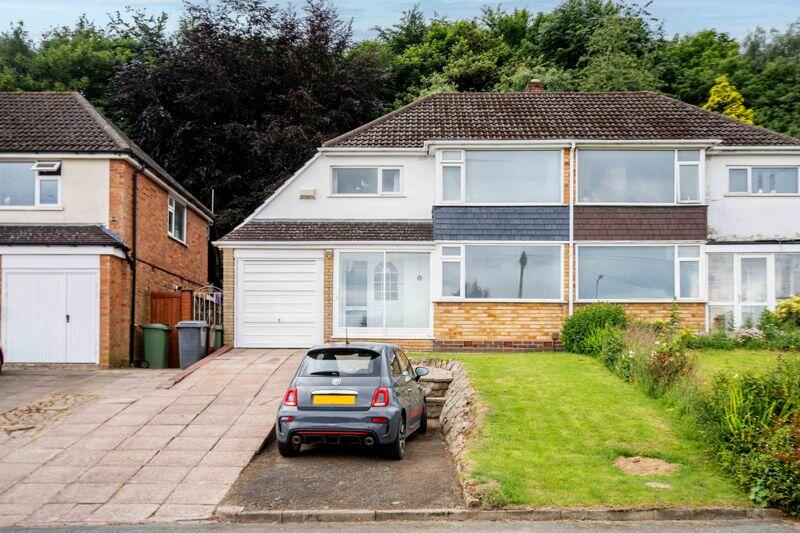 3 bedroom semidetached house for sale in Farrington Road, Ettingshall
