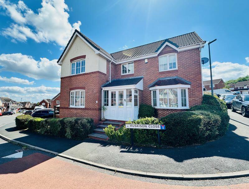 4 bedroom detached house for sale in Huskison Close, Tividale, B69