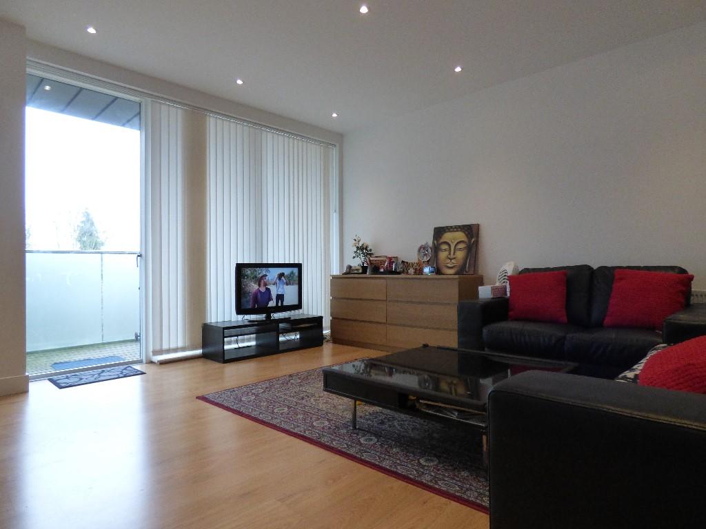 2 bedroom apartment for rent in Rokewood Apartments, High Street Beckenham, BR3