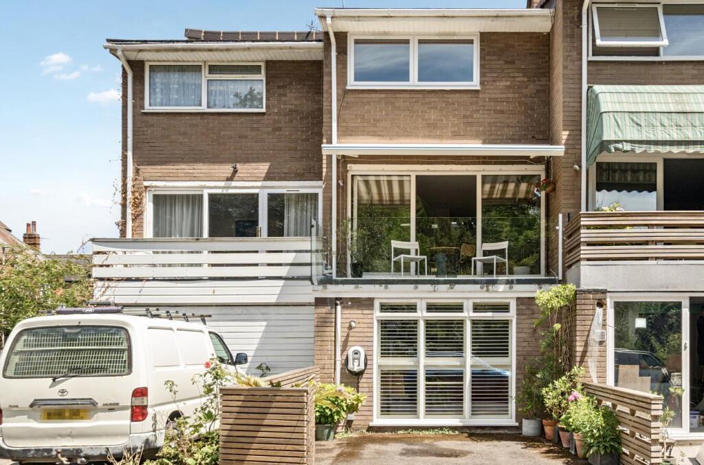 Main image of property: Watermans close, Kingston Upon Thames