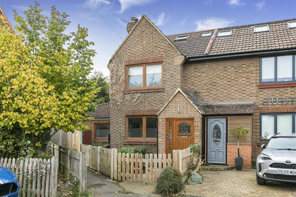Main image of property: Mead Road, Richmond